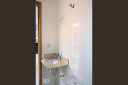 banheiro de apartamento à venda com 2 quartos, 66m² em Água Fria, São Paulo