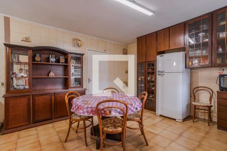 Casa à venda com 300m², 3 quartos e 2 vagas Casa à venda com 300m², 3 quartos e 2 vagasCozinha