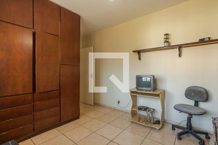 Casa à venda com 300m², 3 quartos e 2 vagas Casa à venda com 300m², 3 quartos e 2 vagasQuarto 2