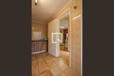 Casa à venda com 300m², 3 quartos e 2 vagas Casa à venda com 300m², 3 quartos e 2 vagasÁrea de Serviço