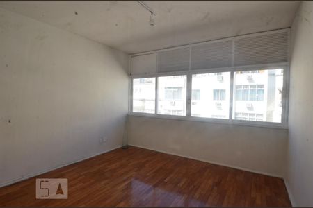 Sala de apartamento para alugar com 2 quartos, 90m² em Leme, Rio de Janeiro