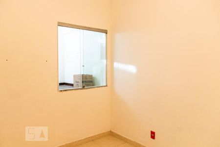 Quarto 1 de casa para alugar com 4 quartos, 150m² em Glória, Belo Horizonte