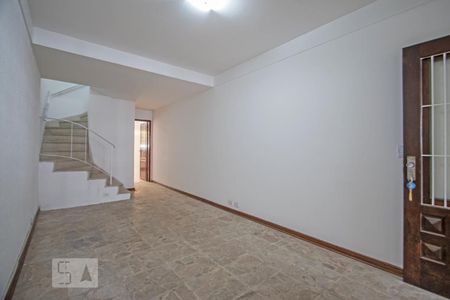 Sala de casa para alugar com 2 quartos, 111m² em Campo Belo, São Paulo