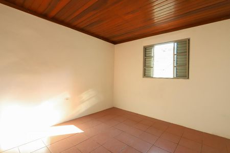 Quarto 2 de casa à venda com 2 quartos, 70m² em Vila Carbone, São Paulo