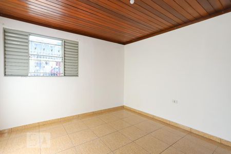 Quarto 1 de casa à venda com 2 quartos, 70m² em Vila Carbone, São Paulo