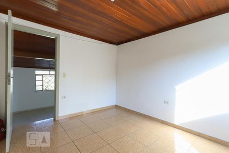 Quarto 1 de casa à venda com 2 quartos, 70m² em Vila Carbone, São Paulo