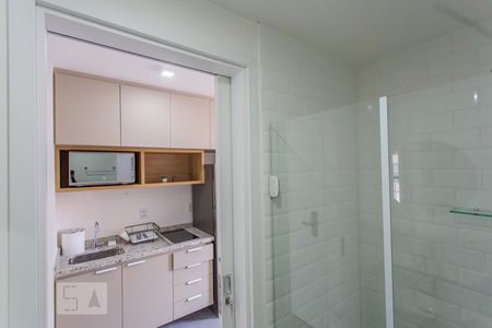 Banheiro de kitnet/studio para alugar com 1 quarto, 20m² em Vila Mariana, São Paulo
