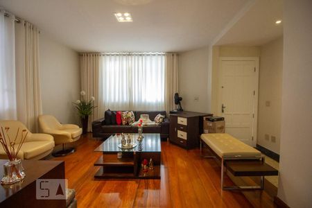 Sala de casa à venda com 6 quartos, 490m² em Santa Amelia, Belo Horizonte