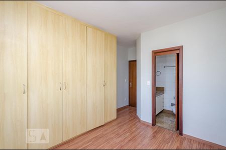 Suíte de apartamento para alugar com 3 quartos, 110m² em Vale do Sereno, Nova Lima