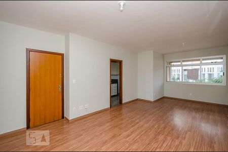 Sala de apartamento para alugar com 3 quartos, 110m² em Vale do Sereno, Nova Lima