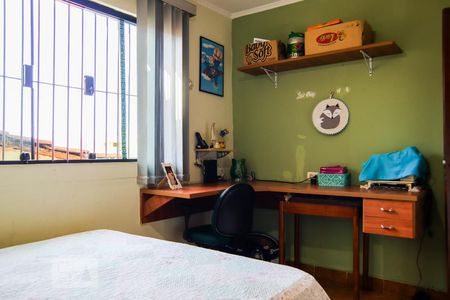 Quarto 1 de casa à venda com 2 quartos, 150m² em Vila Pires, Santo André