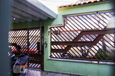 Vista da Sala de casa à venda com 2 quartos, 150m² em Vila Pires, Santo André