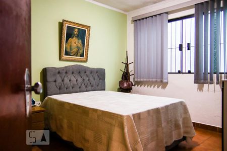Suíte de casa à venda com 2 quartos, 150m² em Vila Pires, Santo André