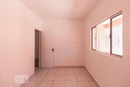 Quarto 1 de casa para alugar com 2 quartos, 100m² em Jardim Haia do Carrão, São Paulo