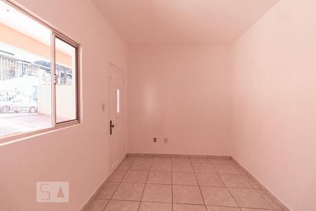 Quarto 1 de casa para alugar com 2 quartos, 100m² em Jardim Haia do Carrão, São Paulo