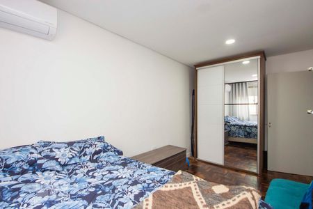 Quarto  de apartamento à venda com 1 quarto, 42m² em Sarandi, Porto Alegre