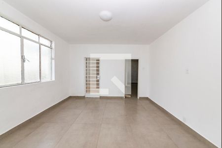 Casa à venda com 220m², 4 quartos e 1 vagaSala 1