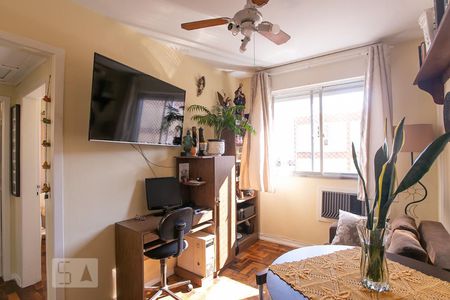 Sala de apartamento à venda com 2 quartos, 48m² em Camaquã, Porto Alegre