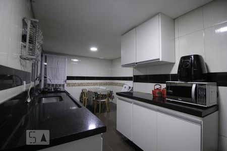 Sala/Cozinha de casa à venda com 2 quartos, 150m² em Vila Brasílio Machado, São Paulo