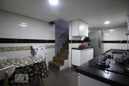 Sala/Cozinha de casa à venda com 2 quartos, 150m² em Vila Brasílio Machado, São Paulo