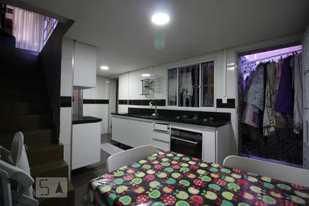 Sala/Cozinha de casa à venda com 2 quartos, 150m² em Vila Brasílio Machado, São Paulo