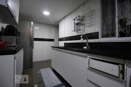 Sala/Cozinha de casa à venda com 2 quartos, 150m² em Vila Brasílio Machado, São Paulo