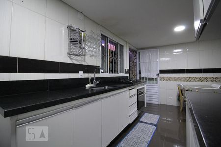 Sala/Cozinha de casa à venda com 2 quartos, 150m² em Vila Brasílio Machado, São Paulo