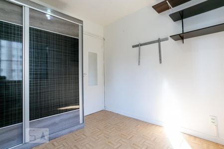 Quarto 1 de apartamento para alugar com 2 quartos, 56m² em Jardim Íris, São Paulo