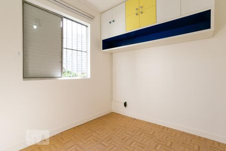 Quarto 2 de apartamento para alugar com 2 quartos, 56m² em Jardim Íris, São Paulo