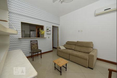 Sala de apartamento para alugar com 3 quartos, 95m² em Copacabana, Rio de Janeiro
