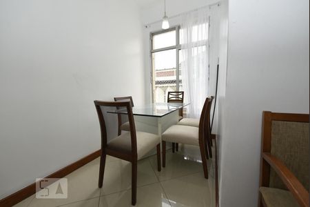 Sala de apartamento para alugar com 3 quartos, 95m² em Copacabana, Rio de Janeiro