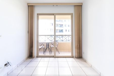 Sala de apartamento para alugar com 2 quartos, 69m² em Vila Isa, São Paulo
