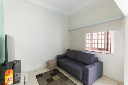 Sala de TV de casa à venda com 4 quartos, 226m² em Dos Casa, São Bernardo do Campo