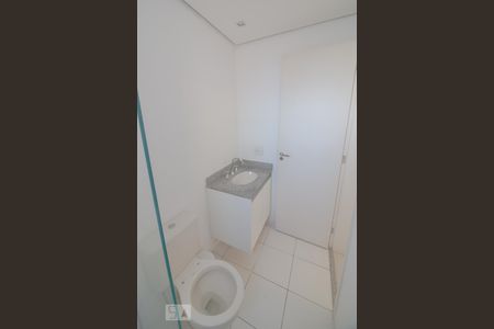 Banheiro de apartamento para alugar com 2 quartos, 51m² em Vila Butantã, São Paulo