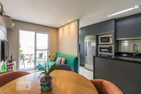 Sala de apartamento para alugar com 2 quartos, 64m² em Jardim do Líbano, Barueri