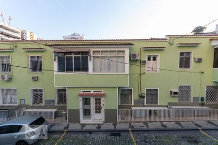 Vista de casa de condomínio à venda com 2 quartos, 95m² em Tijuca, Rio de Janeiro