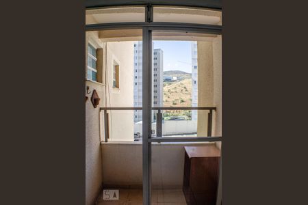 Varanda da Sala de apartamento à venda com 3 quartos, 70m² em Buritis, Belo Horizonte