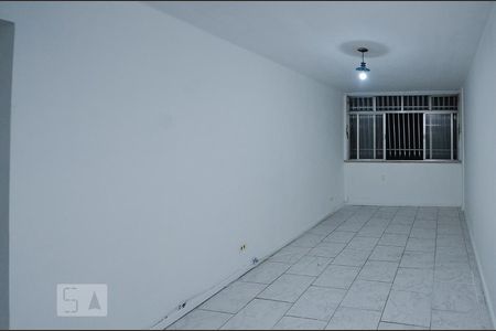 Sala de apartamento para alugar com 1 quarto, 60m² em Santa Rosa, Niterói