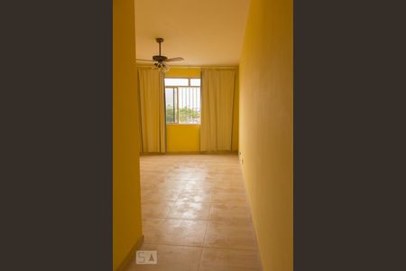 Sala de apartamento para alugar com 2 quartos, 105m² em Braz de Pina, Rio de Janeiro