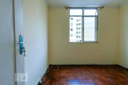 Quarto 2 de apartamento para alugar com 3 quartos, 80m² em Del Castilho, Rio de Janeiro