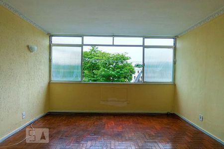 Sala de apartamento para alugar com 3 quartos, 80m² em Del Castilho, Rio de Janeiro