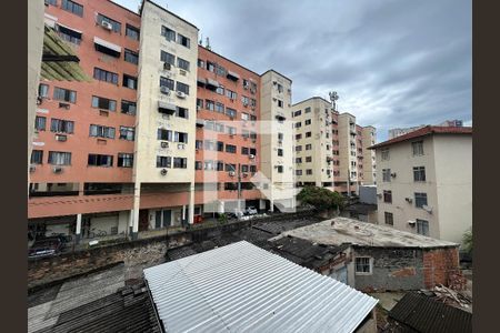 Vista do Quarto 1 de apartamento para alugar com 3 quartos, 80m² em Del Castilho, Rio de Janeiro