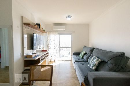 Sala de apartamento para alugar com 2 quartos, 72m² em Vila Olímpia, São Paulo