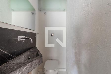 Lavabo de apartamento para alugar com 3 quartos, 138m² em Itaim Bibi, São Paulo