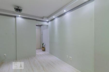 Sala de apartamento para alugar com 2 quartos, 55m² em Vila das Palmeiras, Guarulhos