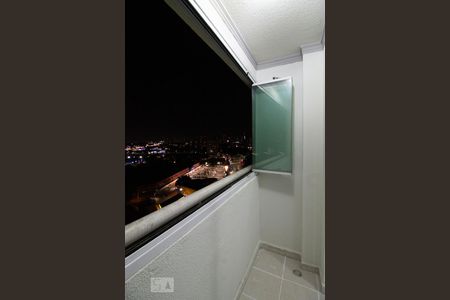 Sacada da Sala de apartamento para alugar com 2 quartos, 55m² em Vila das Palmeiras, Guarulhos