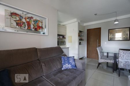 sala de apartamento para alugar com 2 quartos, 52m² em Taquara, Rio de Janeiro