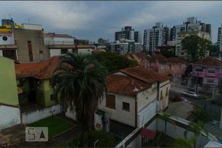 Vista da sala de apartamento para alugar com 3 quartos, 110m² em Menino Deus, Porto Alegre