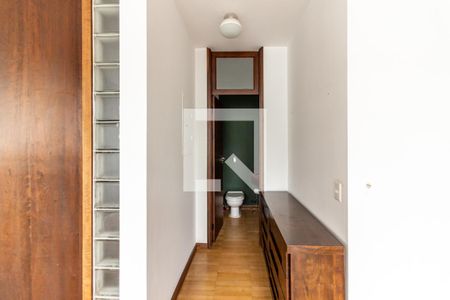 Lavabo 1 de apartamento à venda com 3 quartos, 178m² em Consolação, São Paulo