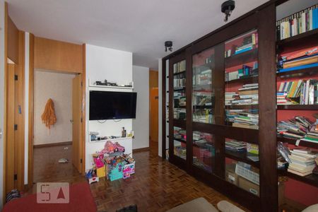 Sala de TV de apartamento para alugar com 3 quartos, 178m² em Consolação, São Paulo